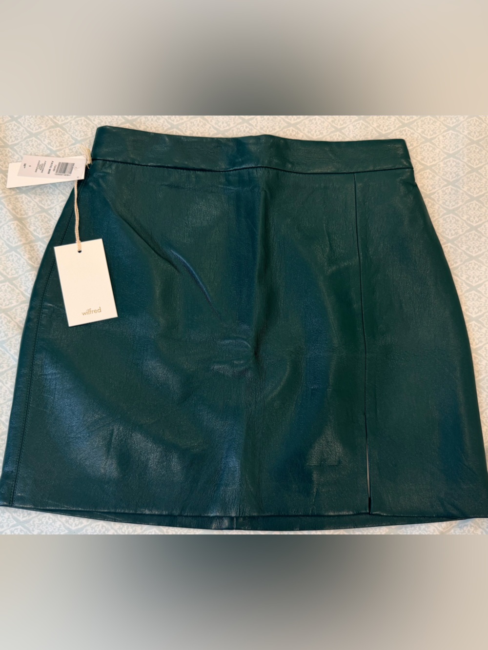 Wilfred Patio Mini Skirt Aventurine Green Faux Leather Mini Skirt Size 6 NWT